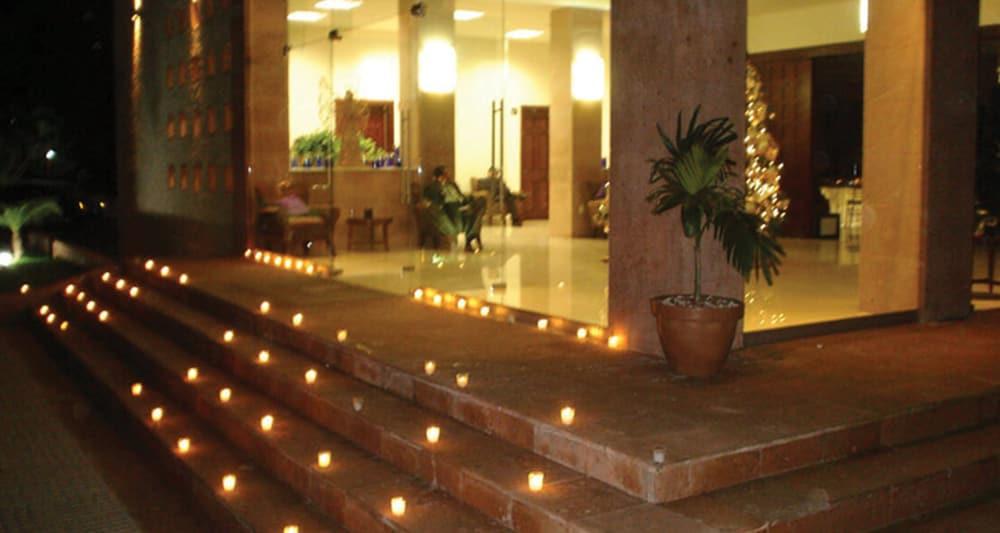 Hotel Poza Rica Inn Exterior foto